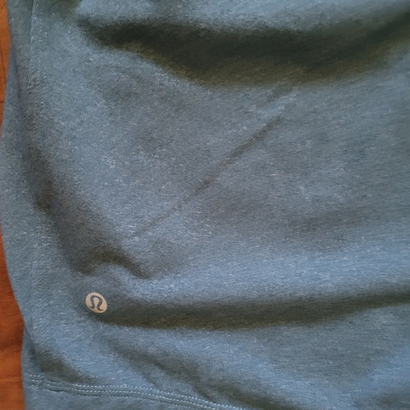 Lululemon Men's Shorts - Picture 5 of 9